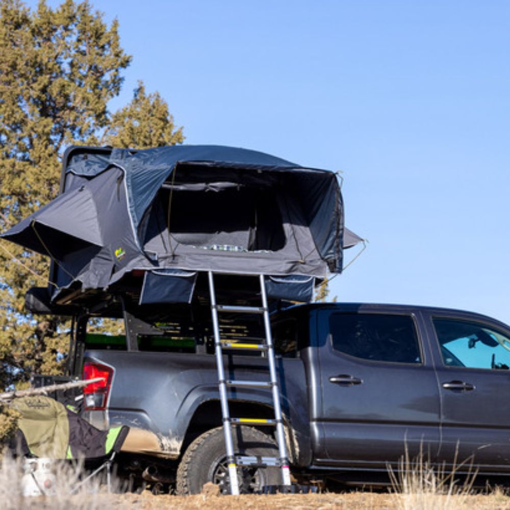 NOMAD 1300 HARD SHELL ROOFTOP TENT