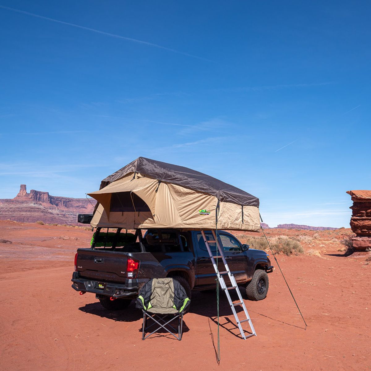 CLASSIC SOFT SHELL ROOFTOP TENT